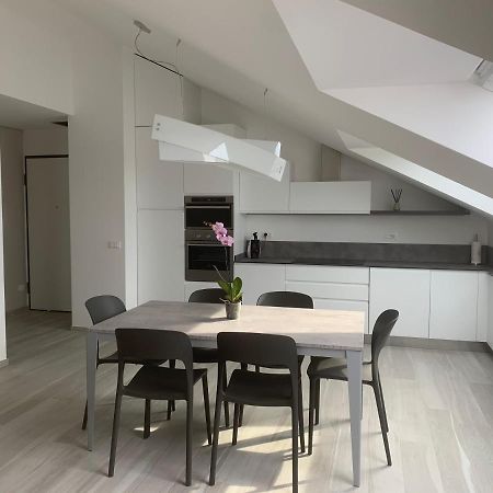 Il Giglio Apartment Loano Luaran gambar